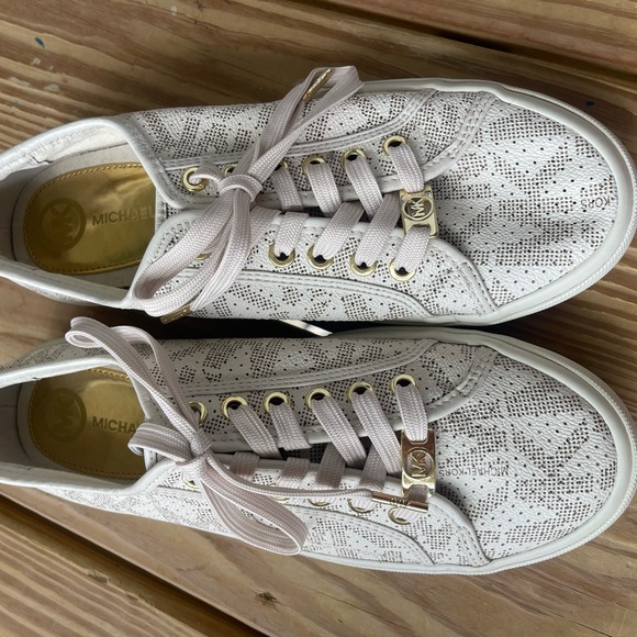 Michael Kors Women's Cream Lace Sneakers - Picture 1 of 5